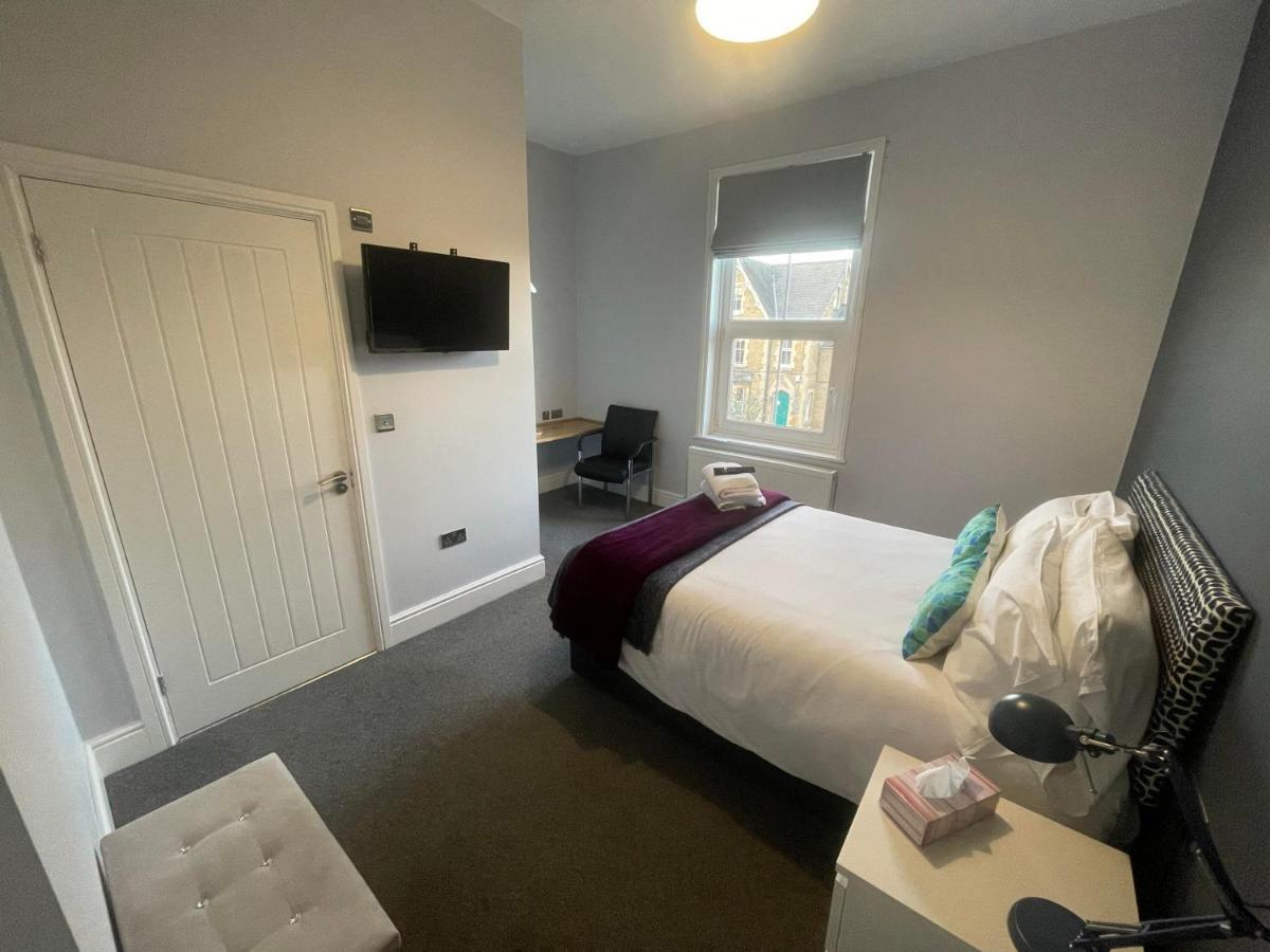 Arlan House, Central Basingstoke Hotel 外观 照片
