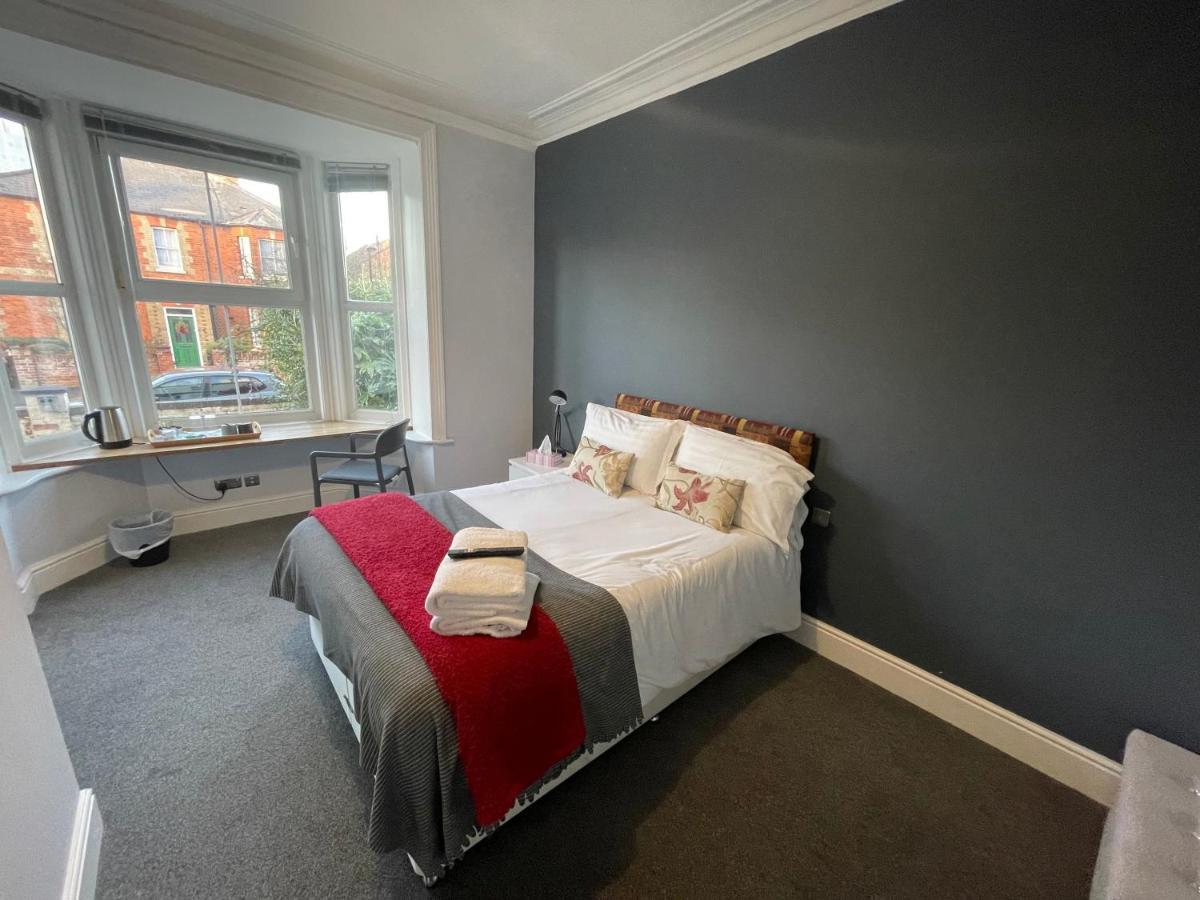Arlan House, Central Basingstoke Hotel 外观 照片