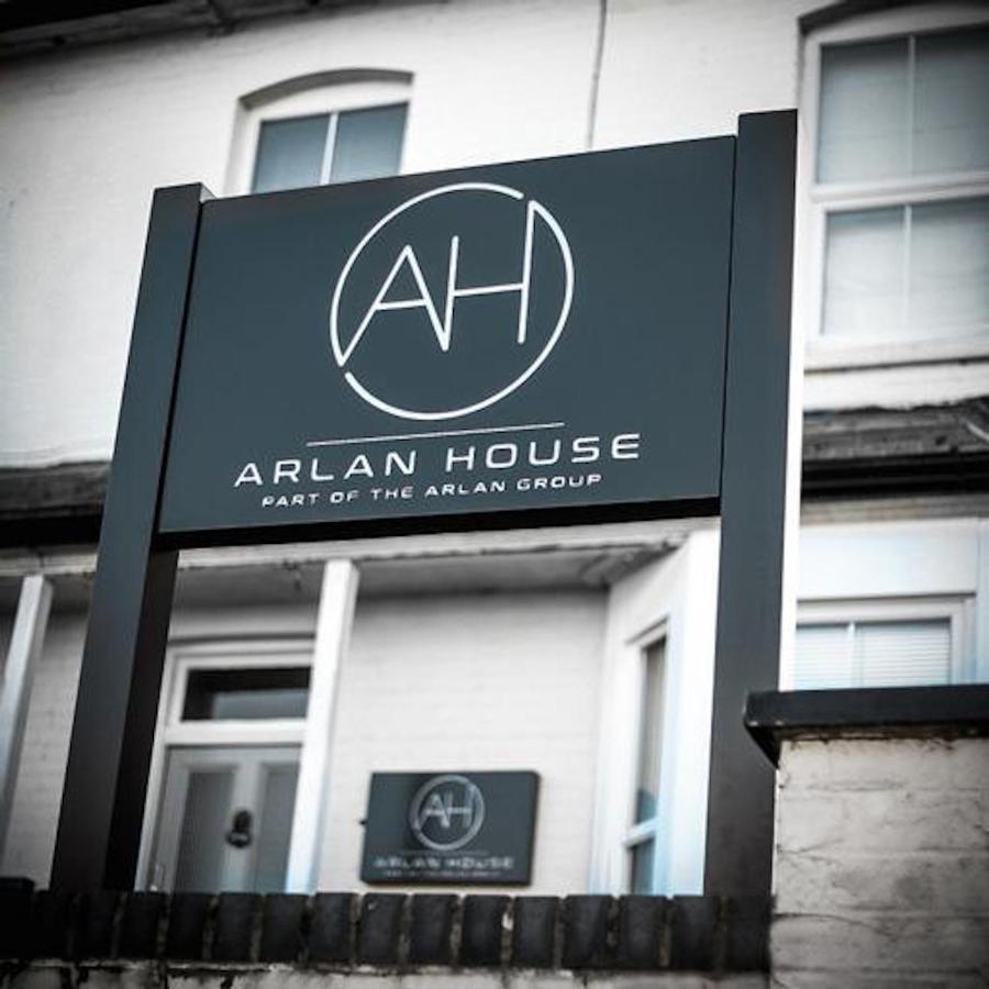 Arlan House, Central Basingstoke Hotel 外观 照片